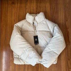 Women’s Cream Puffer Jacket Size Small